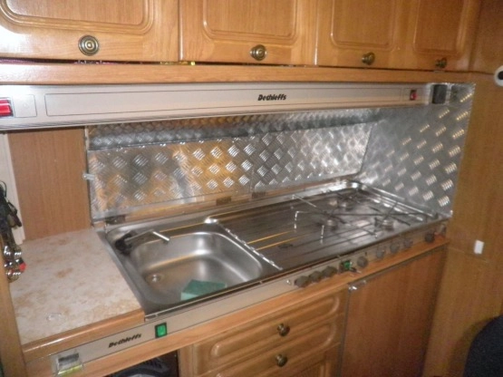                         VW LT-35 kamper - zdjęcie 2
                        