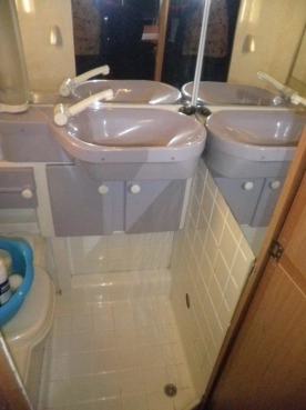                         VW LT-35 kamper - zdjęcie 3
                        