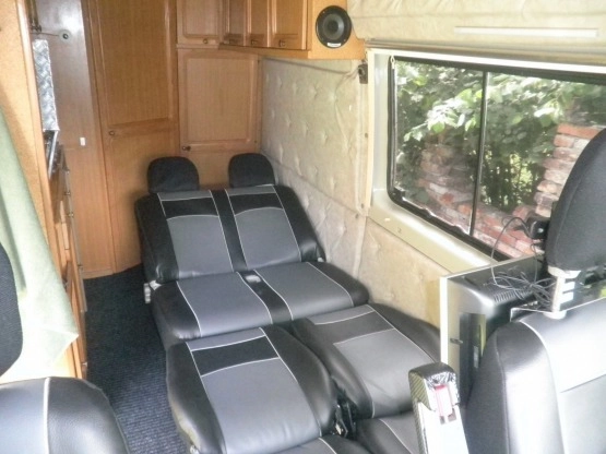                         VW LT-35 kamper - zdjęcie 7
                        