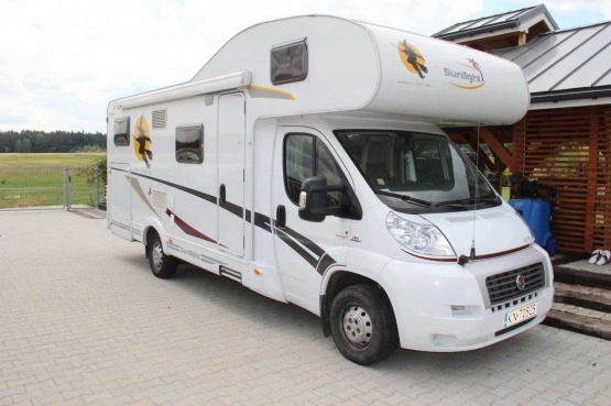                         Kamper camper Sunlight A70 ducato 6-cio osobowy - zdjęcie 4
                        
