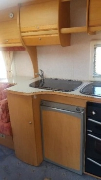                         Bailey Vermont 2002 r + przedsionek Super dodatki . - zdjęcie 8
                        