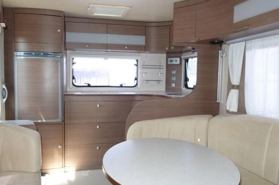                         Przyczepa kempingowa Adria Adiva 553 PH - zdjęcie 3
                        