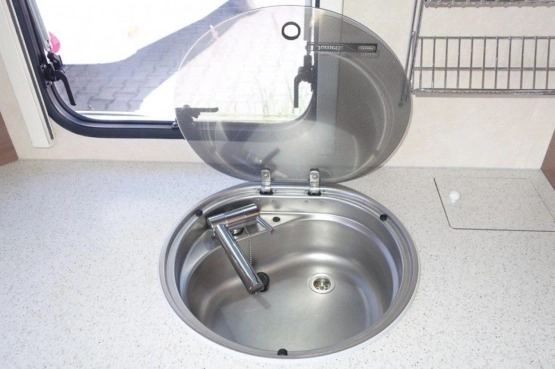                         Przyczepa kempingowa Adria Adiva 553 PH - zdjęcie 6
                        