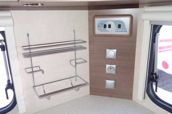                         Przyczepa kempingowa Adria Adiva 553 PH - zdjęcie 7
                        