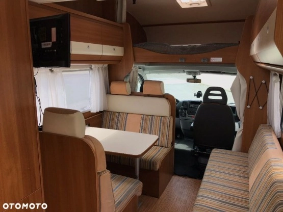                         Camper Fiat Ducato 2010 - zdjęcie 16
                        