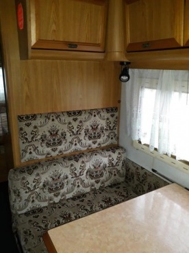                         Sprzedam kampera J5 2.5 Diesel - zdjęcie 13
                        