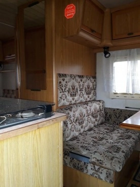                         Sprzedam kampera J5 2.5 Diesel - zdjęcie 15
                        