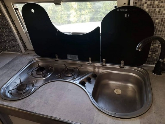                         Fiat Ducato Campingowy 3-osobowy - zdjęcie 12
                        