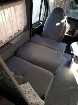                         Fiat Ducato Campingowy 3-osobowy - zdjęcie 2
                        