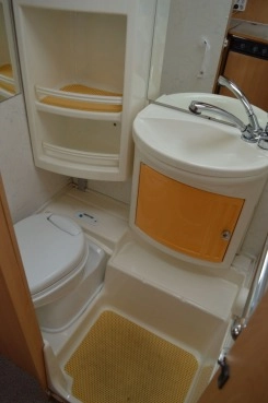                         Przyczepa kempingowa Dethleffs Camper 510V - zdjęcie 14
                        