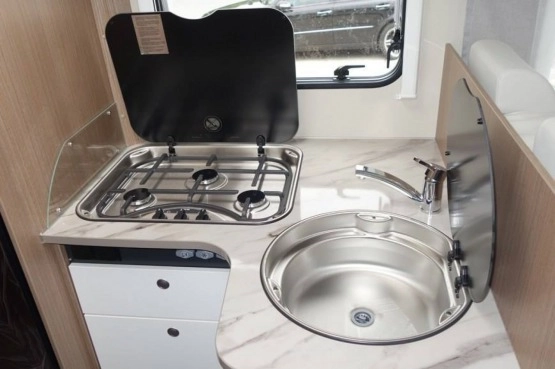                         Samochód kempingowy kamper fabrycznie nowy Carado T448 - zdjęcie 11
                        