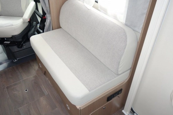                         Samochód kempingowy kamper fabrycznie nowy Carado T448 - zdjęcie 9
                        