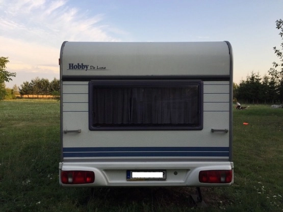                         Przyczepa Hobby 495UL z przedsionkiem - zdjęcie 3
                        