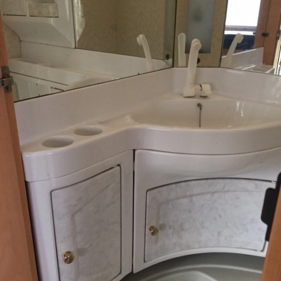                         Przyczepa Hobby 495UL z przedsionkiem - zdjęcie 6
                        