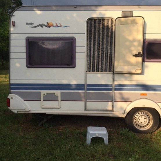                         Przyczepa Hobby 495UL z przedsionkiem - zdjęcie 7
                        