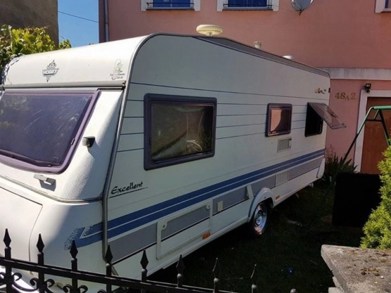                         Przyczepa campingowa Hobby 495 excellent - zdjęcie 7
                        