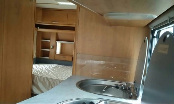                         Przyczepa campingowa Fendt - zdjęcie 9
                        