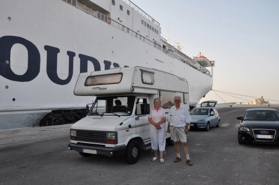                         Sprzedam kamper PEUGEOT J5 - zdjęcie 5
                        