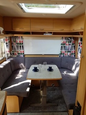                         Przyczepa Dethleffs 4 os. Mover 2001r. - zdjęcie 6
                        