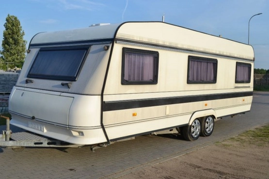                         Hobby Prestige 610 Trzy Salonki Przestronna - zdjęcie 1
                        