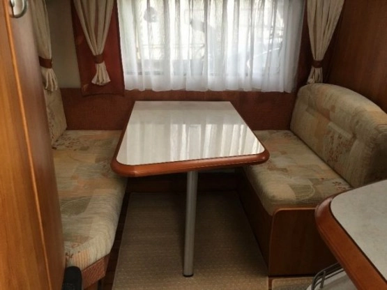                         Przyczepa Hobby 440SF, mover, przedsionek Isabella z karbonowym stelażem - zdjęcie 7
                        