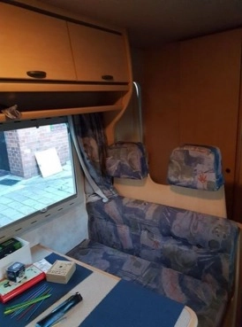                         Kamper Chausson - zdjęcie 2
                        