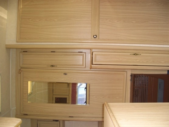                         Piekna przyczepa campingowa Clubmann 2 pelna opcja stan perfekcyjny - zdjęcie 14
                        