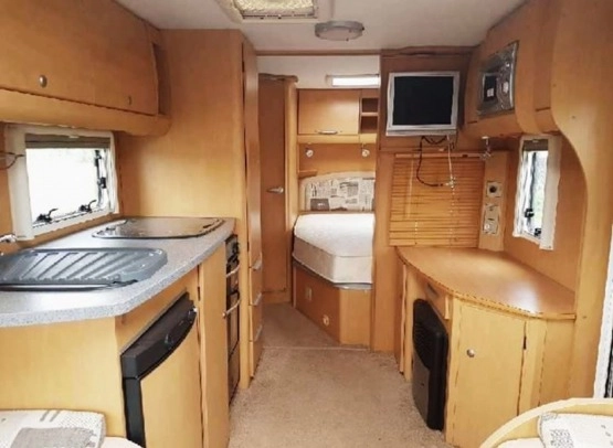                         Przyczepa Kempingowa Bailey Senator Indiana 6 Series 2009r. Mover ATC - zdjęcie 7
                        