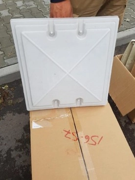                         Okno dachowe 40 × 40 cm. Przyczepa kempingowa - zdjęcie 3
                        