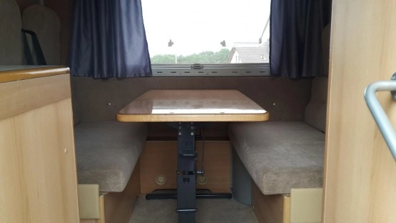                         Fiat Ducato 2,5 TDI Traveller 685 - zdjęcie 12
                        