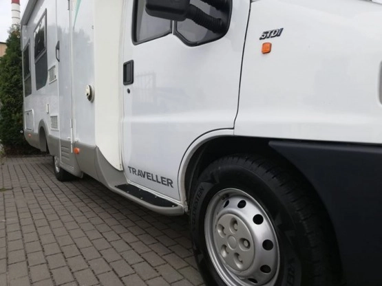                         Fiat Ducato 2,5 TDI Traveller 685 - zdjęcie 4
                        