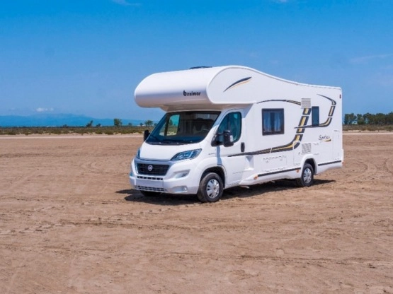                         KAMPER CAMPER BENIMAR SPORT 323 7 OSÓB MODEL 2019 - zdjęcie 11
                        