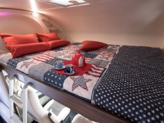                         KAMPER CAMPER BENIMAR SPORT 323 7 OSÓB MODEL 2019 - zdjęcie 2
                        