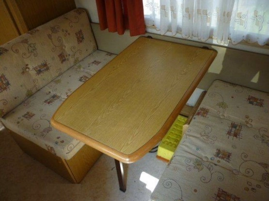                         Fiat Ducato z 1991r., 1,9TD, 86 koników. 6 osób do jazdy i spania - zdjęcie 17
                        