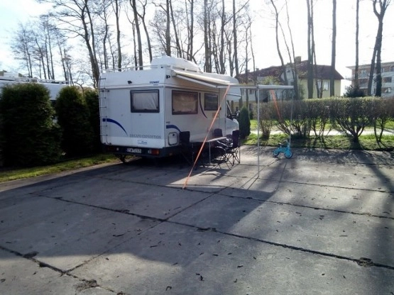                         Fiat Ducato z 1991r., 1,9TD, 86 koników. 6 osób do jazdy i spania - zdjęcie 5
                        