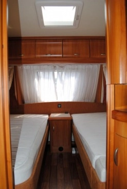                         HOBBY 560 Zarejestrowana! Bogato Wyposażona! Przedsionek! 2008 ROK TANIO - zdjęcie 14
                        