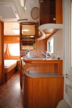                         HOBBY 560 Zarejestrowana! Bogato Wyposażona! Przedsionek! 2008 ROK TANIO - zdjęcie 23
                        