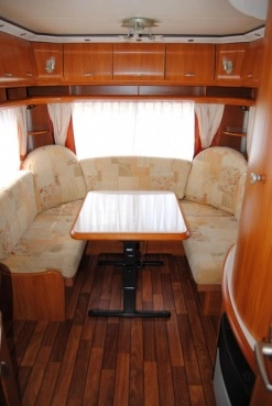                         HOBBY 560 Zarejestrowana! Bogato Wyposażona! Przedsionek! 2008 ROK TANIO - zdjęcie 28
                        