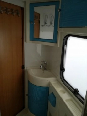                         Camper Ford 2006 - zdjęcie 5
                        