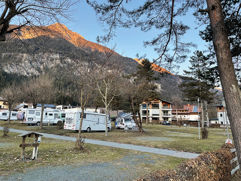 Austria zimą kamperem – śnieg pod kołami i nartami 15