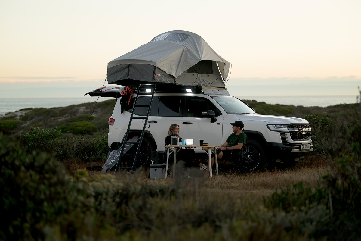 Dometic Feather Lite II