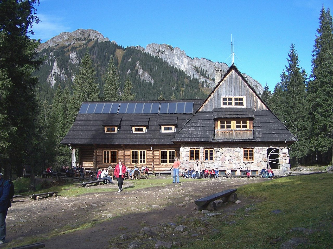 Schroniska w Tatrach - PTTK na Hali Ornak 