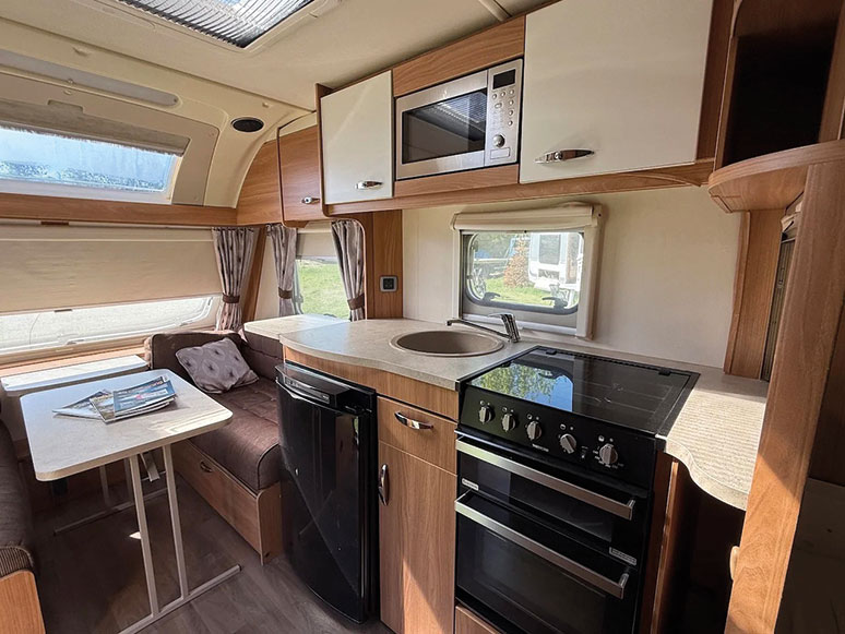 Angielskie przyczepy kempingowe. Poradnik od A do Z 4