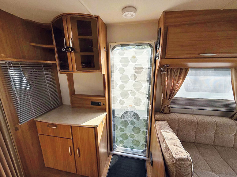 Angielskie przyczepy kempingowe. Poradnik od A do Z 8