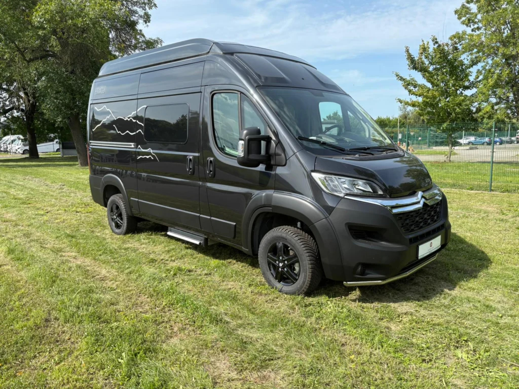 CamperSpot wyprzedaje kampery