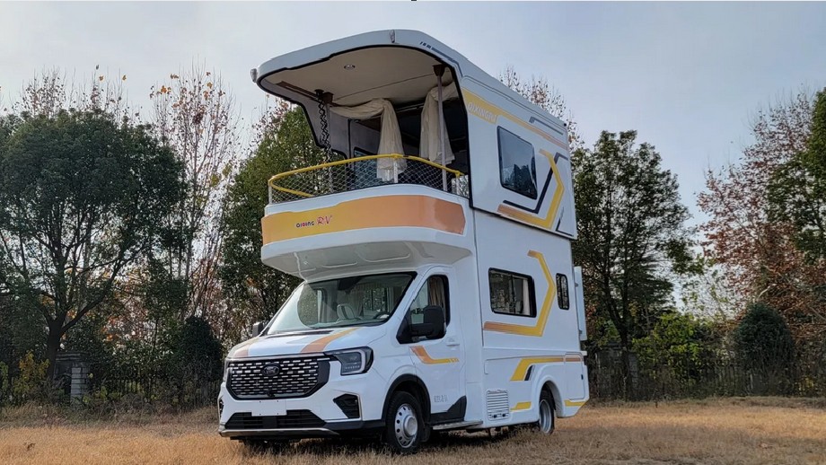 Kamper z Chin dwupiętrowy 