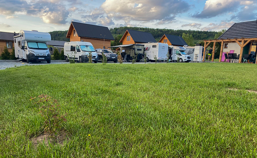 Całoroczne kamperparki w górach