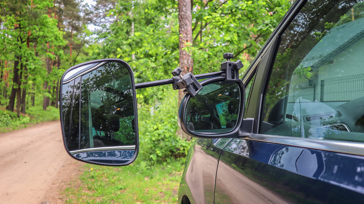 Lusterka do przyczepy