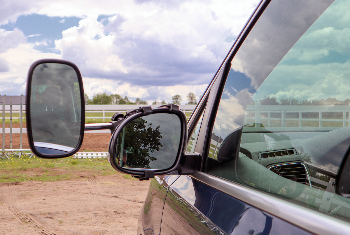 Lusterka do przyczepy