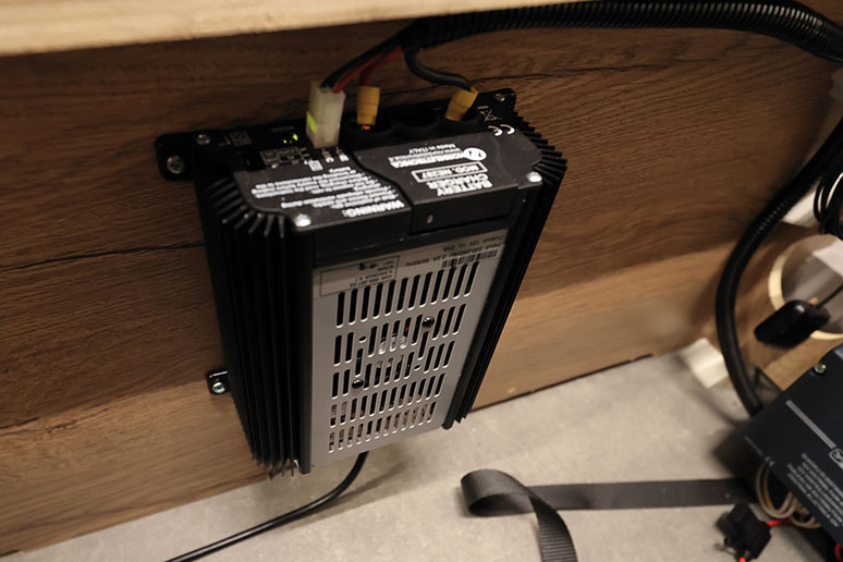 Dziedzictwo krajowej legendy. Przyczepa kempingowa Niewiadów N-Cross 6